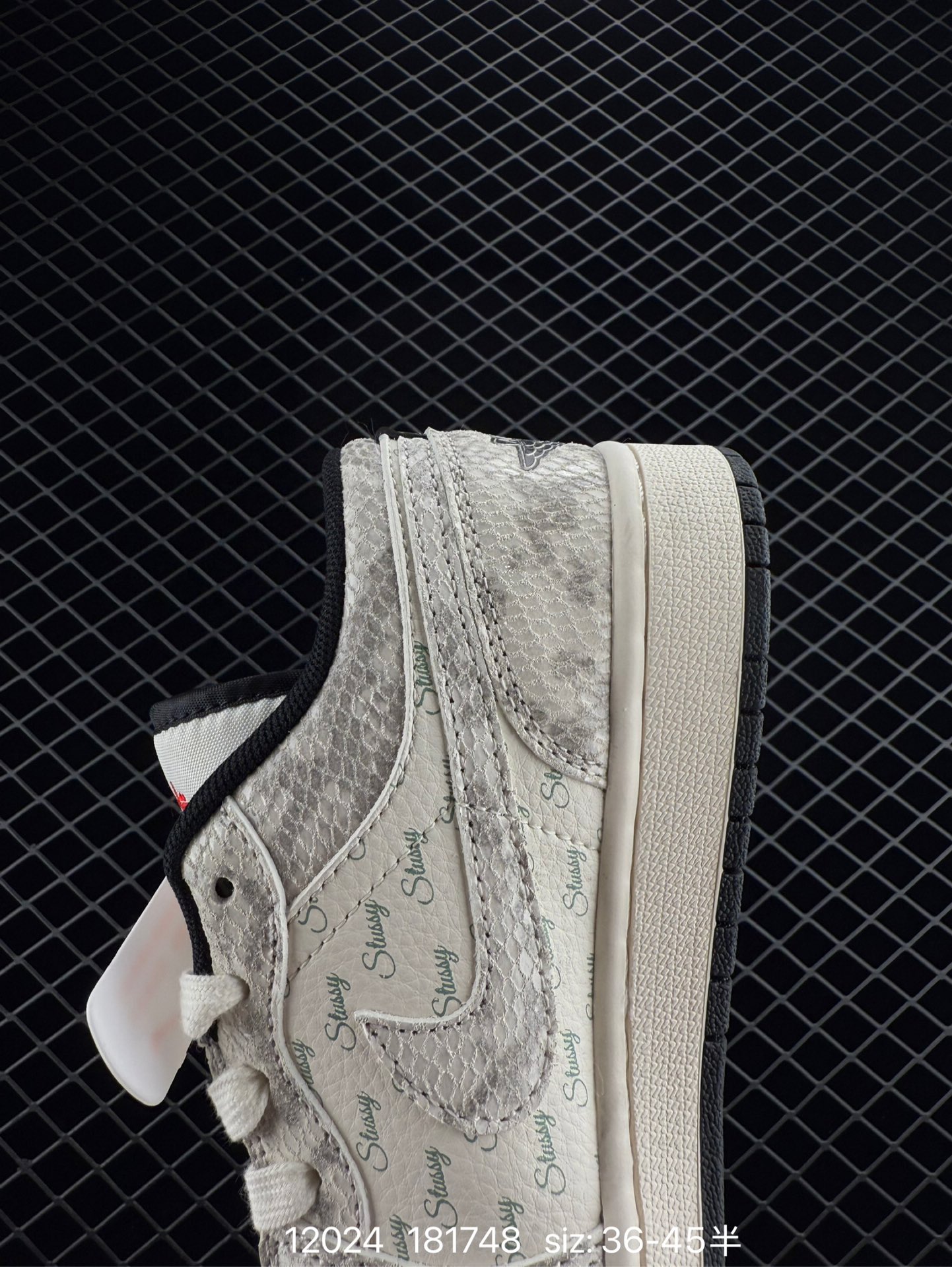 Bearbrick x Air Jordan 1 Low